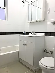 Rented by Zikos Realty Services