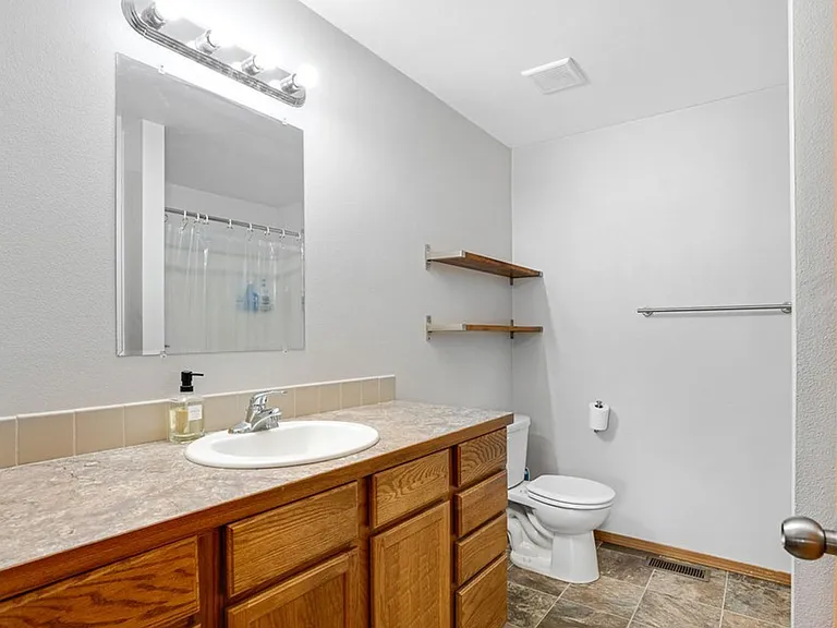 1409 W Electra St — Photo 15