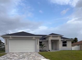 3007 32nd ST W, LEHIGH ACRES, FL 33971