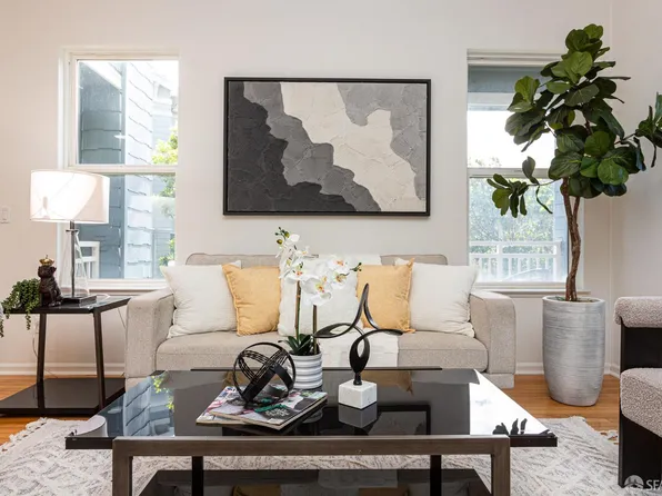 141 Kestrel Ct, Brisbane, CA 94005