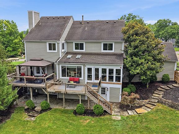 4th image of 3135 Williams Creek Dr