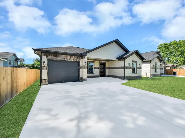 608 Miriam St, Baytown, TX 77520
