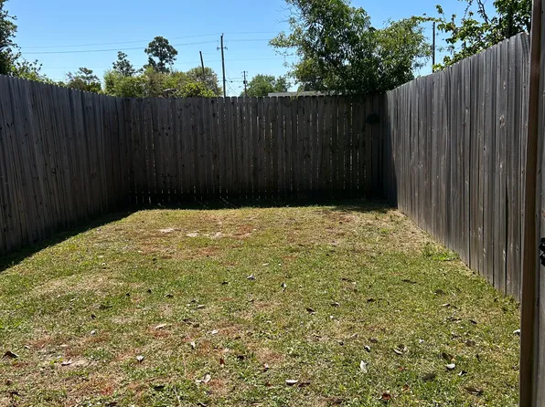 1035 W 11th Ct, Panama City, FL 32401