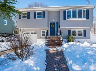 3 Rose St, Metuchen, NJ 08840