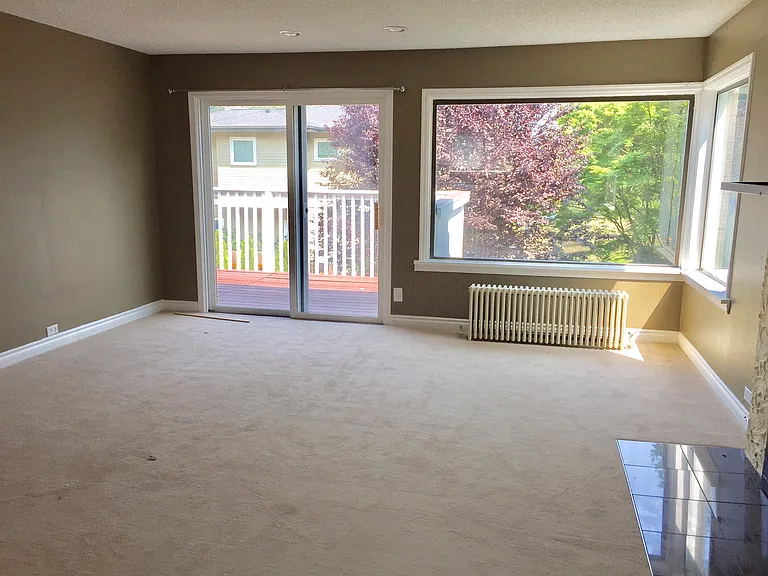 10742 Durland Ave NE — Photo 4