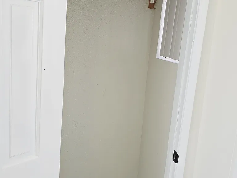 2230 E Ocean Blvd #7 — Photo 6