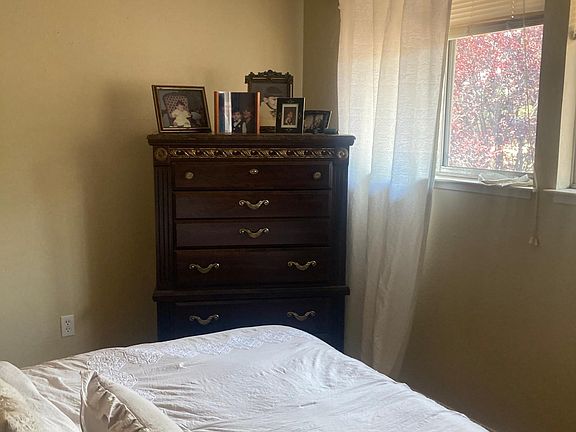 2nd image of 357 Ala Wai Blvd APT 203