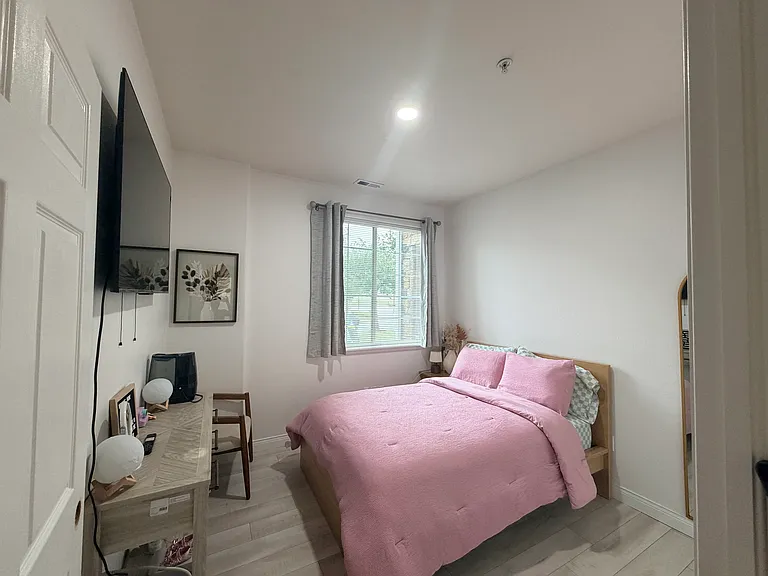 5255 Memphis St #1001 — Photo 11