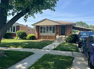 4835 Oak Center Dr, Oak Lawn, IL 60453