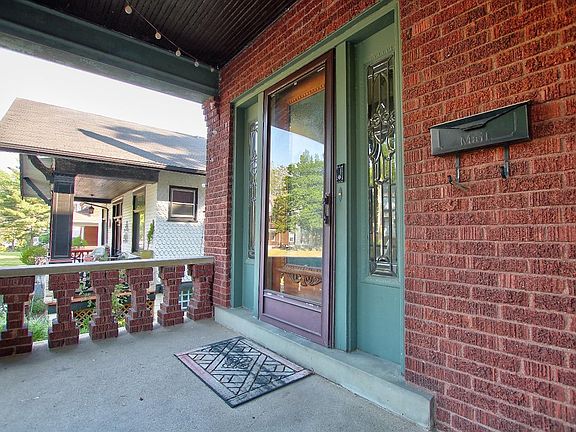 4th image of 2957 Mignon Ave
