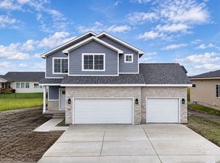 100 NW Crabtree Ln, Waukee, IA 50263