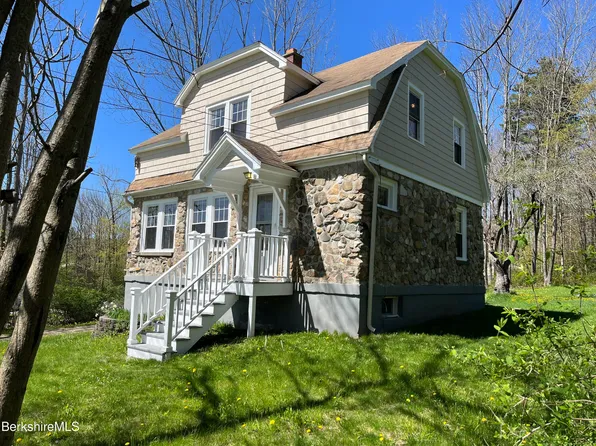 316 Longview Ave, Hinsdale, MA 01235