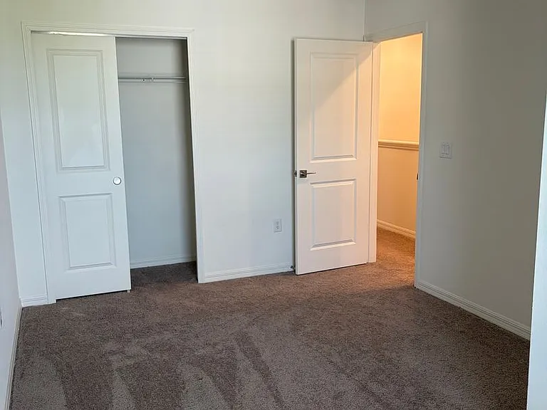 1492 Mirabella Cir — Photo 17