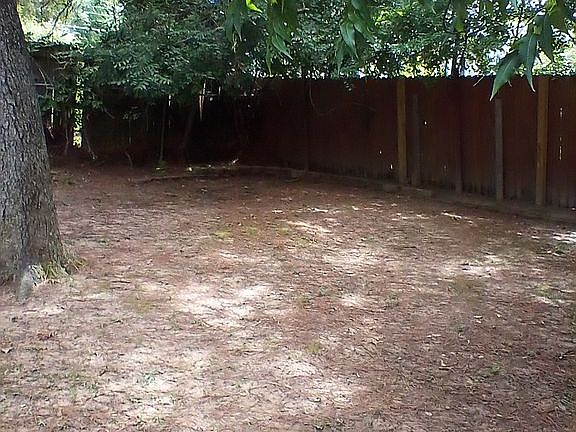 4th image of 1311 S Robertson Ave