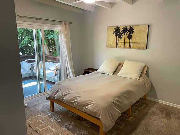 5th image of 703 8th St #703