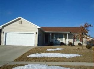 2120 Green Creek Rd, Cedar Falls, IA 50613