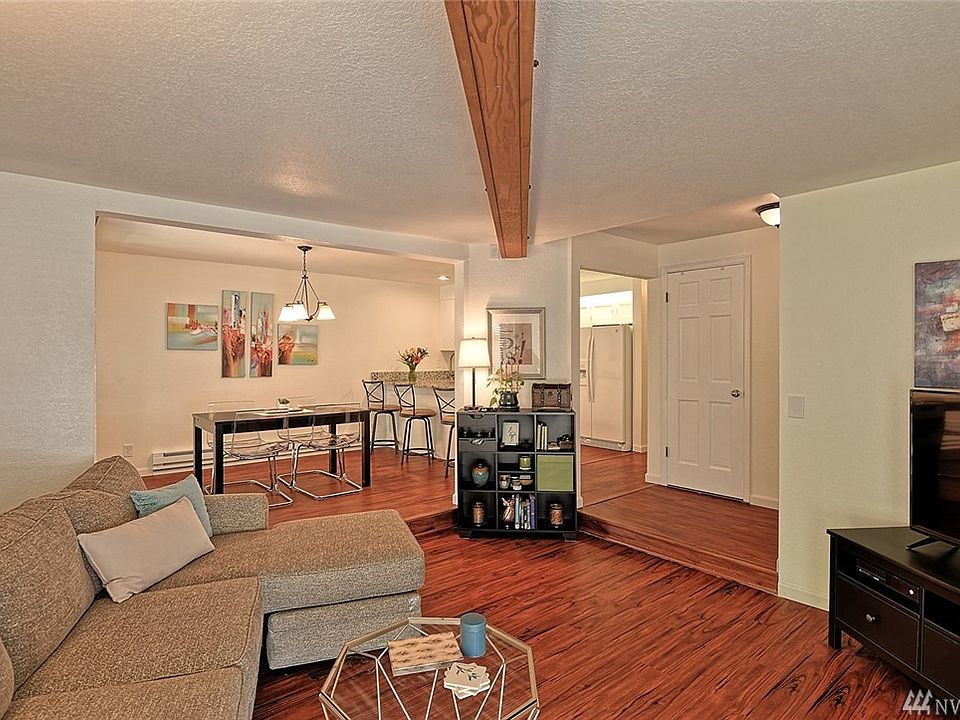 Light and bright open floor plan!