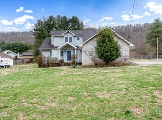 107 Cayuga Ln, Clinton, TN 37716