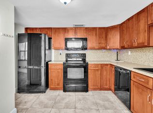 8101 Byron Ave APT 202, Miami Beach, FL 33141