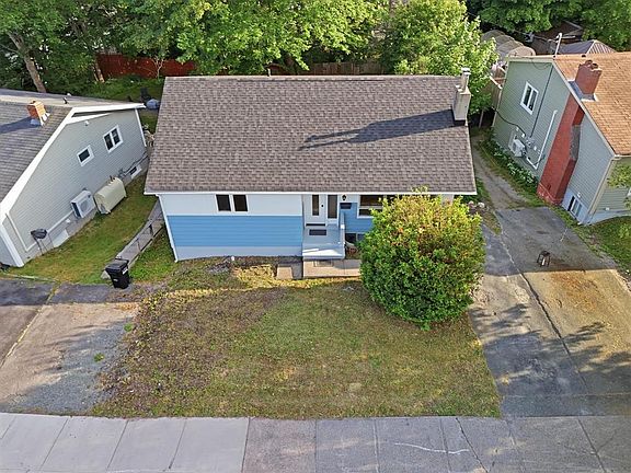 3rd image of 21 Harris Road