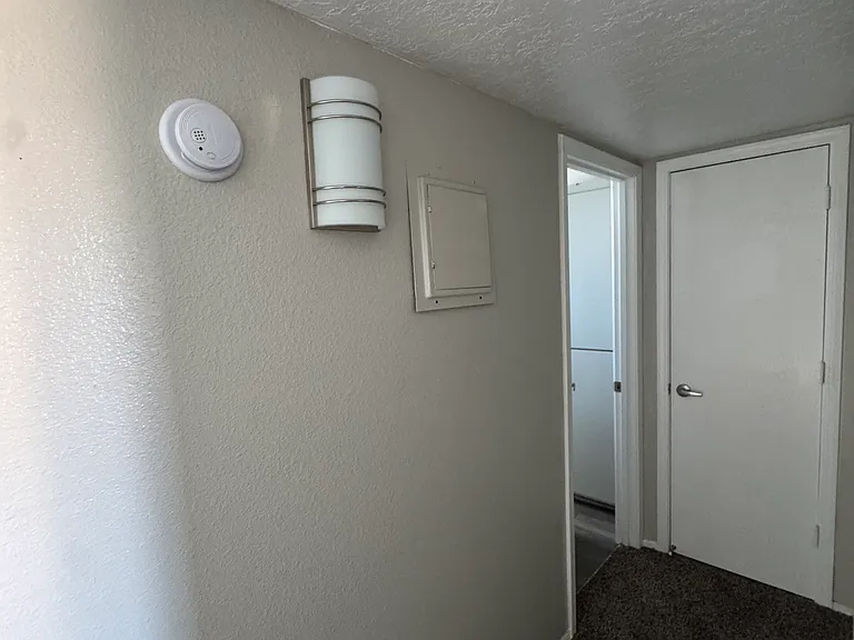 403 Aztec Rd NW #3AR — Photo 8