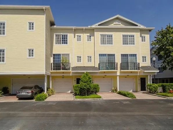 9729 MEADOW FIELD CIRCLE, TAMPA, FL 33626