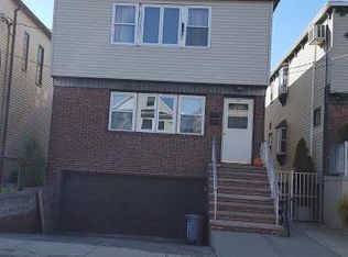 158 W 21st St #2, Bayonne, NJ 07002
