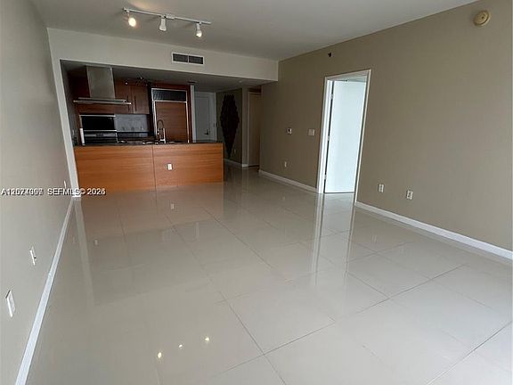 5th image of 495 Brickell Ave APT 3609