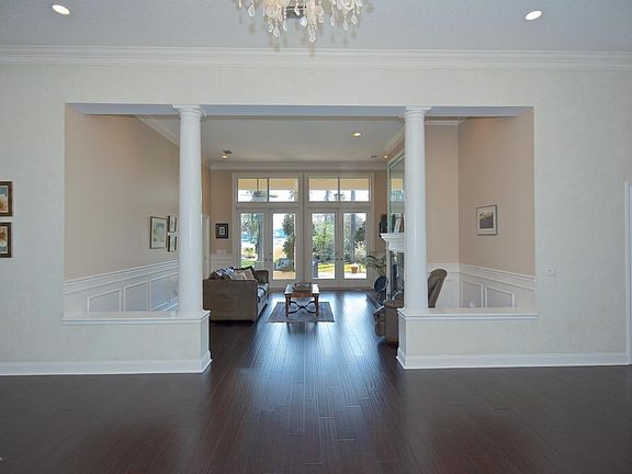 3rd image of 145 Linkside Cir