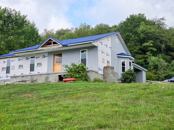 1083 Rattlesnake Rd, Brockport, PA 15823