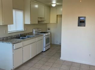 536 W 10th St #4, Merced, CA 95341