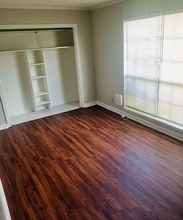 2nd image of 3120 2nd Ave
