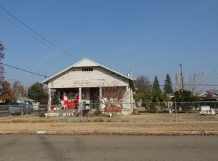 1002 K St, Reedley, CA 93654