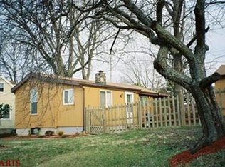 8202 Kammerer Ave, Saint Louis, MO 63123