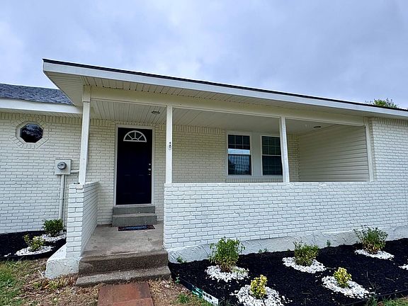3rd image of 3375 Pembroke Rd