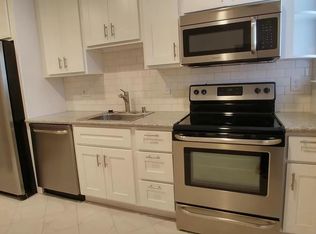 1 bed, 1.5 bath, $2,400, Soquel, CA 95073