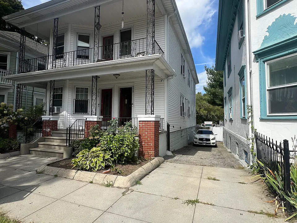 1417 Chalkstone Ave #2