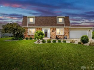 112 Debra Dr, Botkins, OH 45306