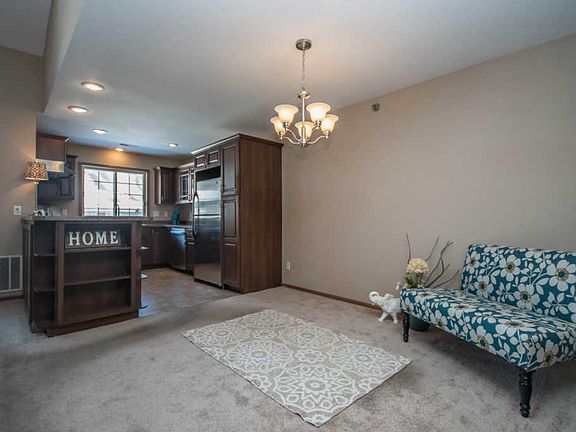 4th image of 2051 S 102nd St