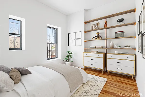 Sold by Compass | media 7