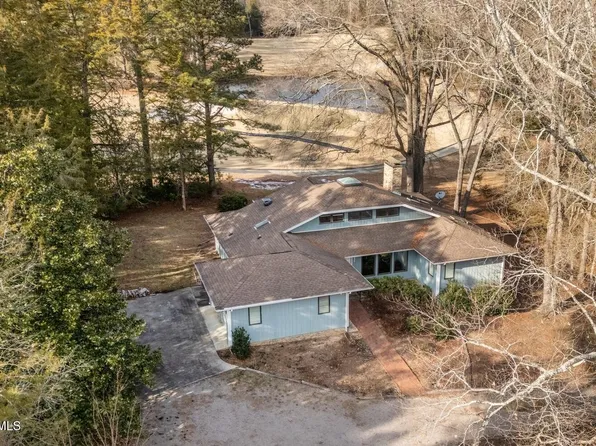 232 Lakeview Dr, Sanford, NC 27332