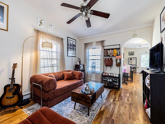 2nd image of 13 Vinton St #3