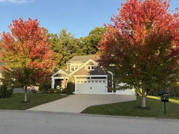 16964 Arbor Way Dr, Nunica, MI 49448