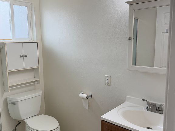 5th image of 363 Mesa Dr