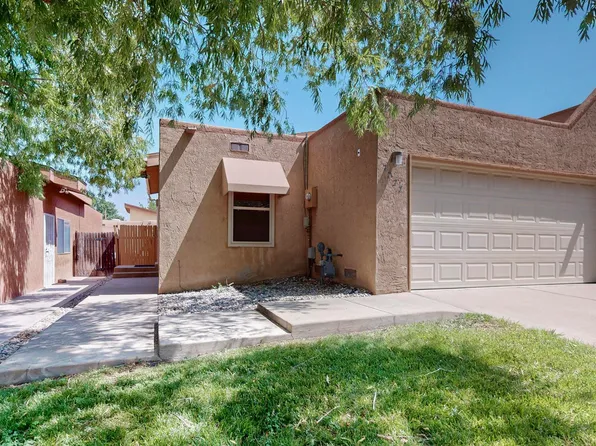 7227 Whippoorwill Ln NE, Albuquerque, NM 87109