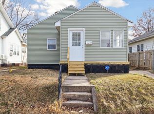 1238 N Brookfield St, South Bend, IN 46628
