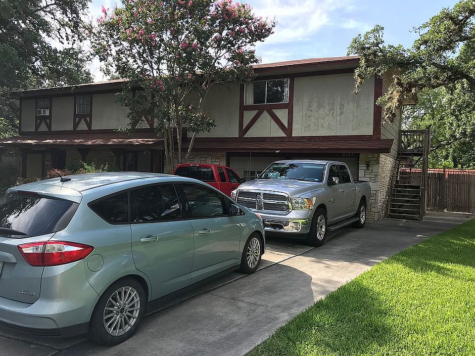 1st image of 8307 Dragon St