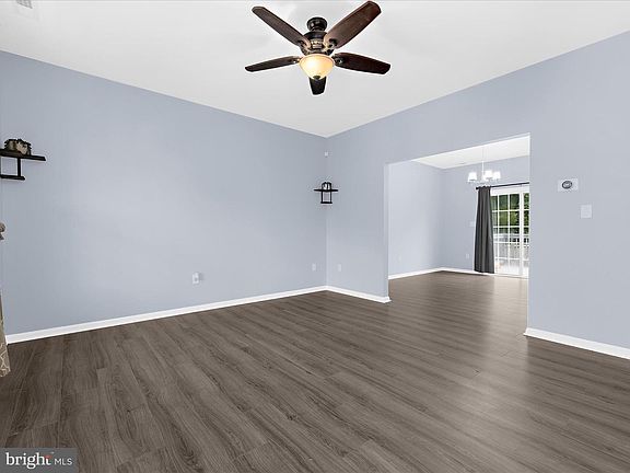 5th image of 406 Wood Duck Dr