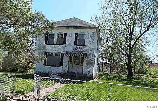 1st image of 519 Leonard Ave