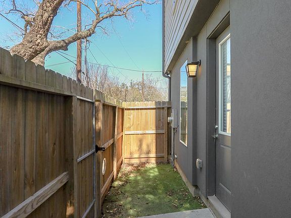 5th image of 3107 Saint Charles St #C